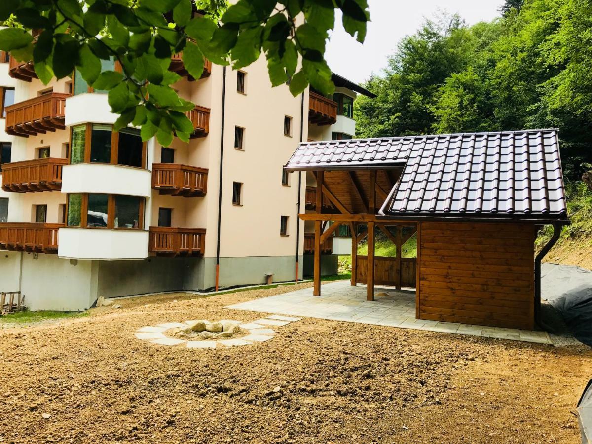 Apartman 17 Romantika Chopok Juh Тале Екстериор снимка